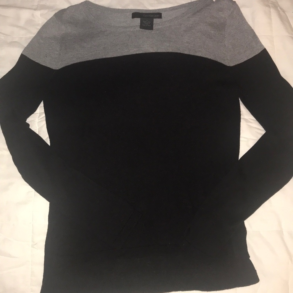 Calvin Klein Sweater